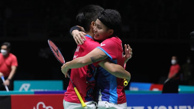 Apriyani Rahayu/Siti Fadia Ramadhanti berhasil menjadi juara Malaysia Open 2022 usai menaklukkan wakil China.