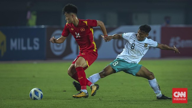 Media Vietnam mengeluhkan jarak lokasi kualifikasi Piala Asia U-20 2023 yang digelar di Surabaya, Jawa Timur, 14-18 September mendatang.