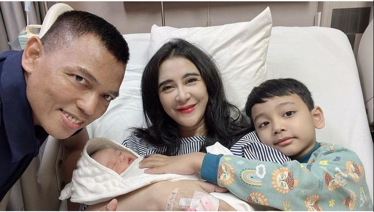 Uut Permatasari Uut Permatasari
