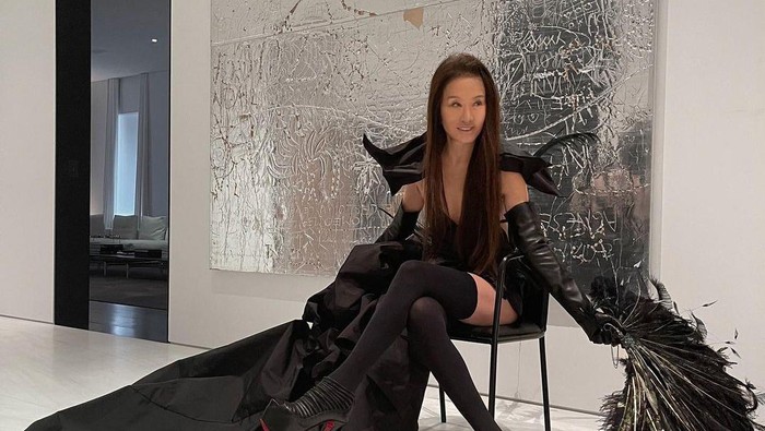 Tajir dan Terlihat Awet Muda Diusia 73 Tahun, Ini Perjalanan Karier Vera Wang! Tajir dan Terlihat Awet Muda Diusia 73 Tahun, Ini Perjalanan Karier Vera Wang!