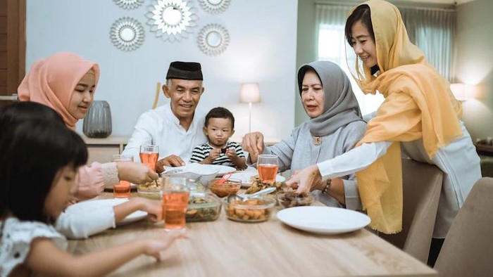 Ilustrasi buka puasa/ Foto: Freepik.com/odua