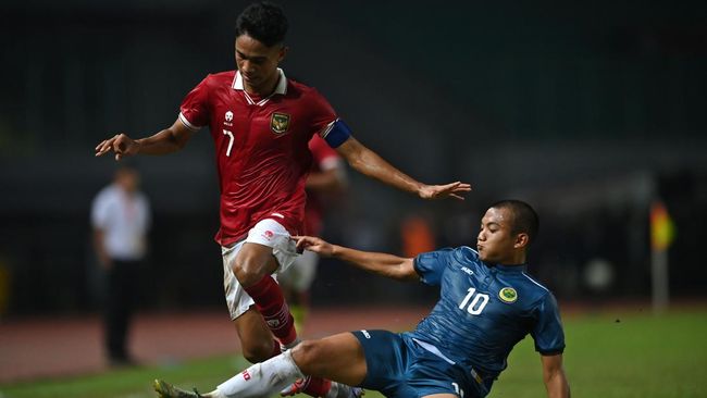Pemain Timnas Indonesia U-19, Marselino Ferdinan mengalami cedera yang dikhawatirkan harus absen hingga akhir Piala AFF U-19 2022.