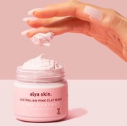 BeauPicks: Rekomendasi Produk Clay Mask untuk Kulit Sensitif, Mulai dari Harga Terjangkau Hingga Menjulang!