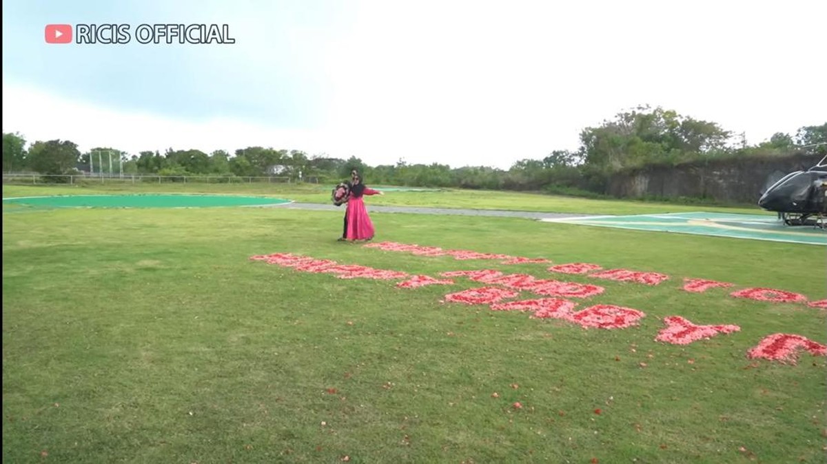 Ria Ricis dan Teuku Ryan