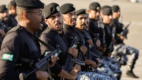 FOTO: Derap Pasukan Arab Saudi Bersiap Sambut Ibadah Haji