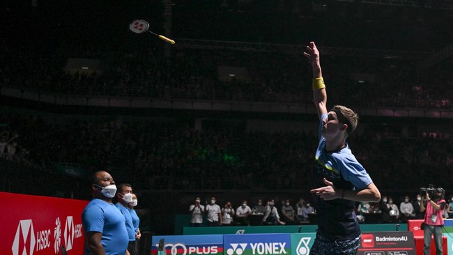 Pertanyaan 'kapan Viktor Axelsen bakal kalah?' menggema seiring kehebatan Axelsen di lapangan badminton yang tak tertandingi dalam beberapa bulan terakhir.
