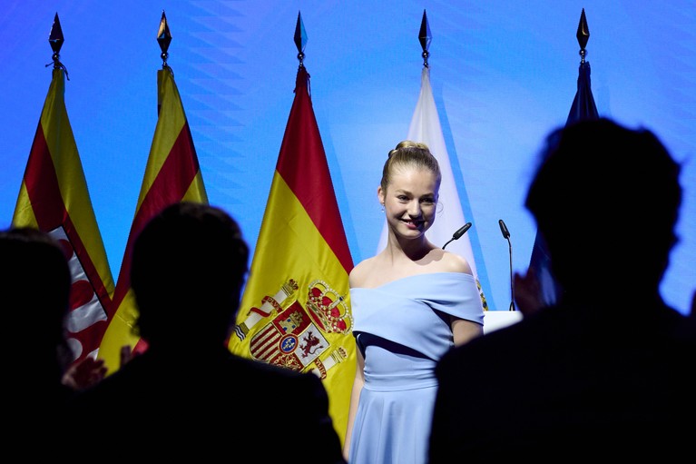 1406810717 BARCELONA, SPAIN - JULY 04: Crown Princess Leonor of Spain attends the 'Princesa de Girona' Foundation 2022 awards at the Agbar Foundation on July 04, 2022 in Barcelona, Spain. (Photo by Carlos Alvarez/Getty Images)