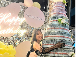 Viral Kakak Baik Hati, Berikan Adiknya Kue Ultah Tumpukan Uang Rp 176 Juta