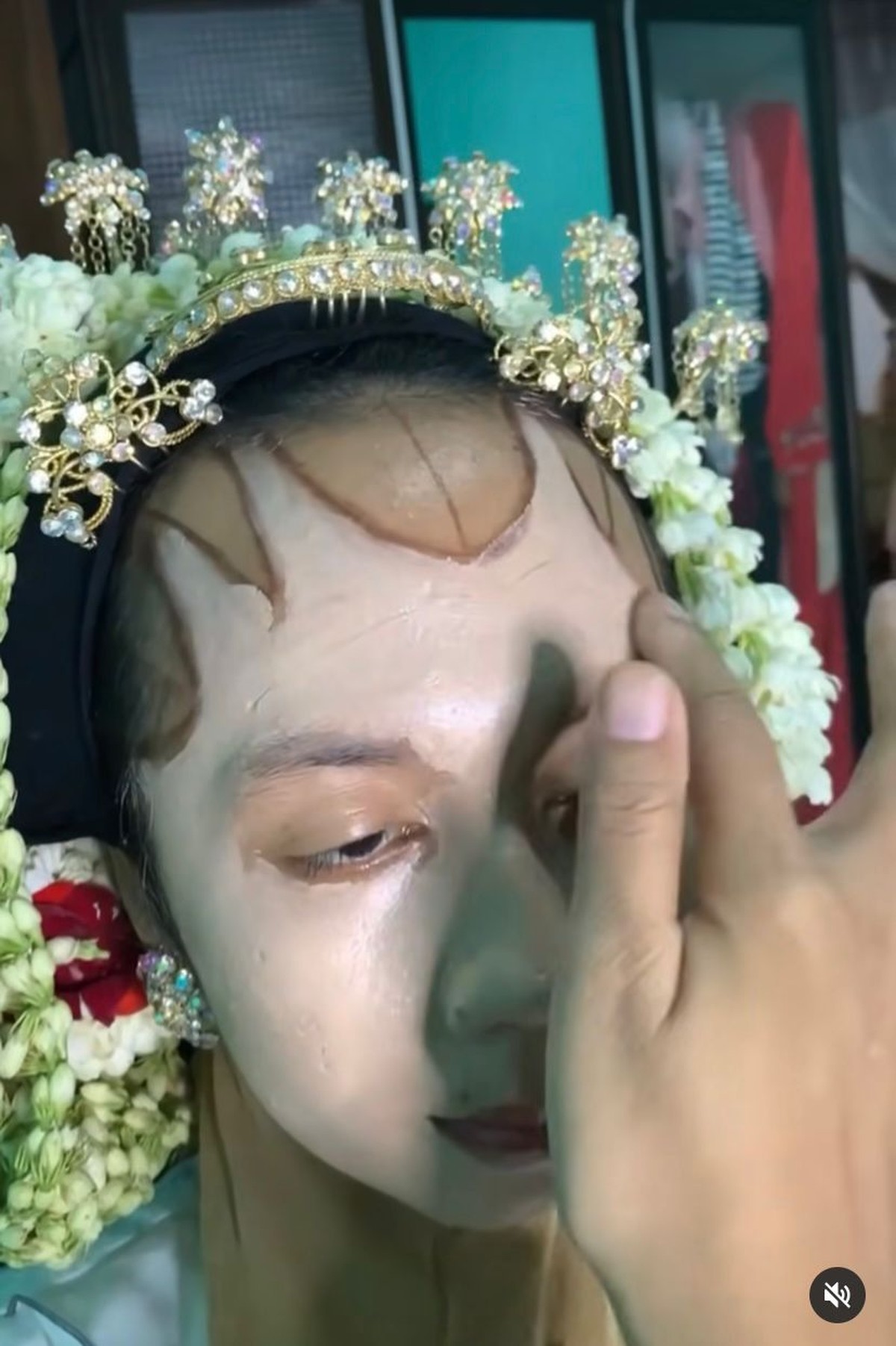 Makeup Pengantin Bekas Cacar Viral