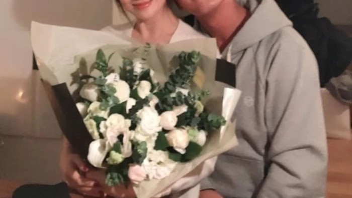 Interaksinya Bikin Baper, Para Selebriti Korea yang Saling Dekat Ini Sering Dirumorkan Pacaran Interaksinya Bikin Baper, Para Selebriti Korea yang Saling Dekat Ini Sering Dirumorkan Pacaran