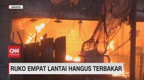 VIDEO: Ruko Empat Lantai Hangus Terbakar