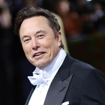 img-title Elon Musk Dicemooh Penonton saat Hadir di Acara Komedian Dave Chappelle, Ada Apa?
