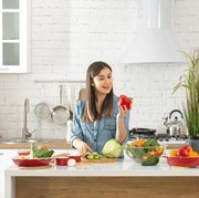 Siasat Hadapi Kenaikan Harga, Intip 5 Kiat Menyimpan Bumbu dan Bahan Dapur Agar Bisa Awet