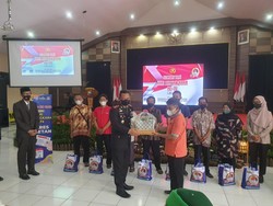 Dapat SIM Gratis di HUT Bhayangkara, Warga Magetan Semringah