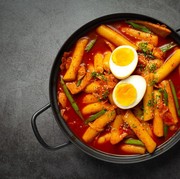 Rekomendasi Jajanan Street Food Korea yang Cocok untuk Musim Dingin di Korea!