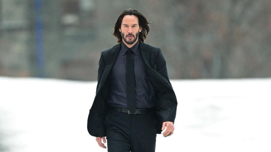 NEW YORK, NEW YORK - FEBRUARY 03:  Keanu Reeves is seen filming on location for 'John Wick 4' on Roosevelt Island on February 03, 2022 in New York City. (Photo by James Devaney/GC Images)