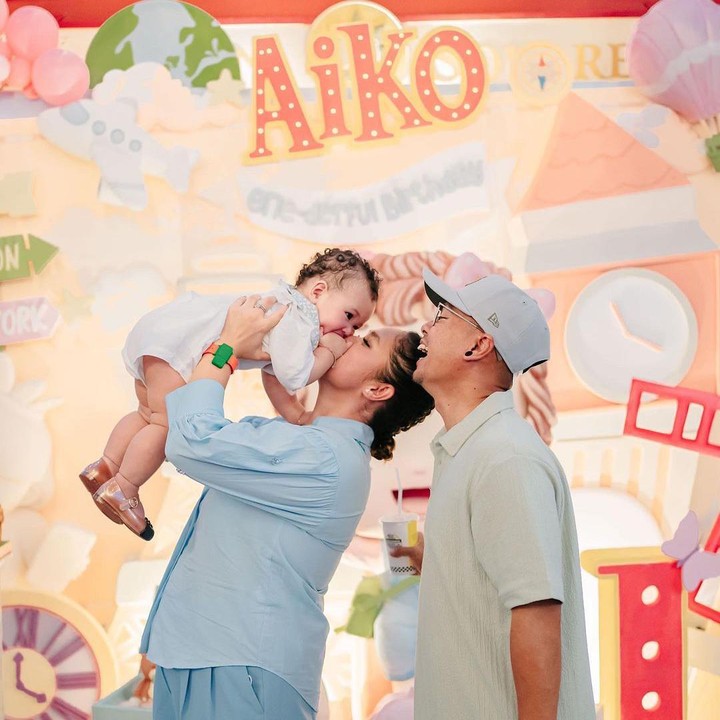 <p>Pada 3 Juli 2021, Wendi Cagur dan Ayu Natasya dikaruniai anak ketiga. Kini, Aiko genap berusia 1 tahun. (Foto: Instagram @wendicagur)</p>