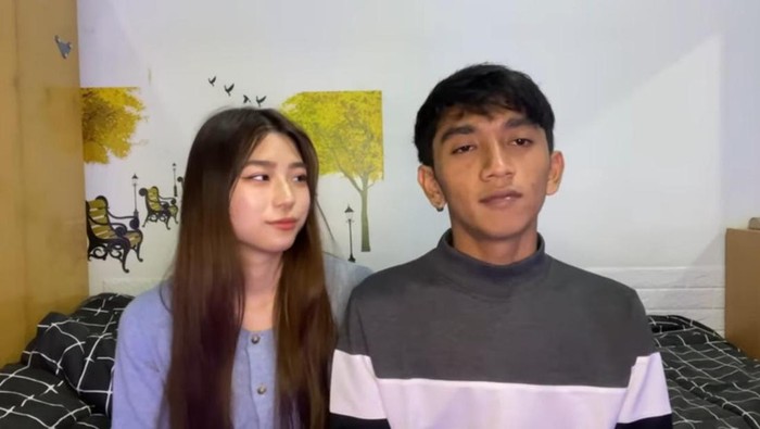 Perempuan Jepang Temui Kekasihnya di Indonesia