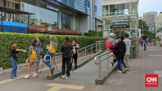 Inilah kisah tentang Taman Dukuh Atas di Sudirman, Jakarta, yang belakangan menjadi sorotan karena menjadi arena 'Citayam Fashion Week'.