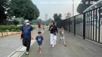 <p>Sejak menikah pada 1970, Sri Mulyani dan Tonny Sumartono telah dikaruniai tiga anak Bunda yakni Dewinta Illinia, Luqman Indra Pambudi, dan Adwin Haryo Indrawan. (Foto: Instagram @smindrawati)</p>