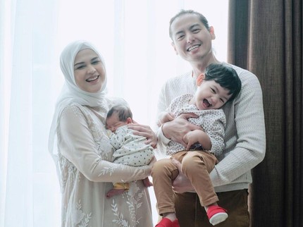 Roger Danuarta Akui Terpaksa Pisah Ranjang dengan Cut Meyriska, Simak Alasannya Bun