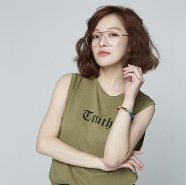 Selamat, Hwang Bo Ra Resmi Menikah dengan CEO Agensi Walkhouse Company