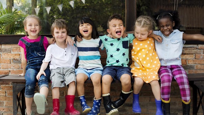 Dari yang Santai sampai Formal, Ini Jenis-jenis Sepatu untuk Anak-anak