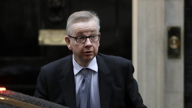 Perdana Menteri Inggris, Boris Johnson, memecat menteri senior, Michael Gove, pada Rabu (6/7) malam waktu setempat.