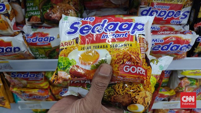 Wings Group mengklaim Mie Sedaap memenuhi standar pangan internasional dan aman dikonsumsi meski ditarik dari pasar Hong Kong.