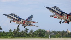 FOTO: Brave Eagle, Jet Latih Baru di Tengah Panas Taiwan-China