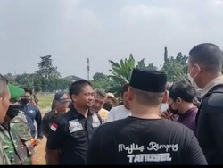 Kerap Picu Banjir, Penampungan Sampah Ilegal di Tangsel Dikosongkan Aparat