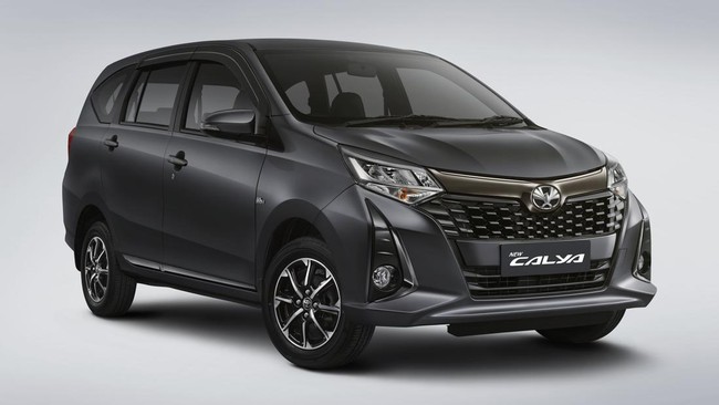 Toyota Calya dibanderol Rp161,7 juta - Rp184,4 juta, sedangkan Daihatsu Sigra dijual mulai Rp133 juta hingga Rp178,6 juta.