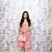 5 Gaya Alyssa Daguise dengan Brand Internasional, Tampil Anggun dan Menawan