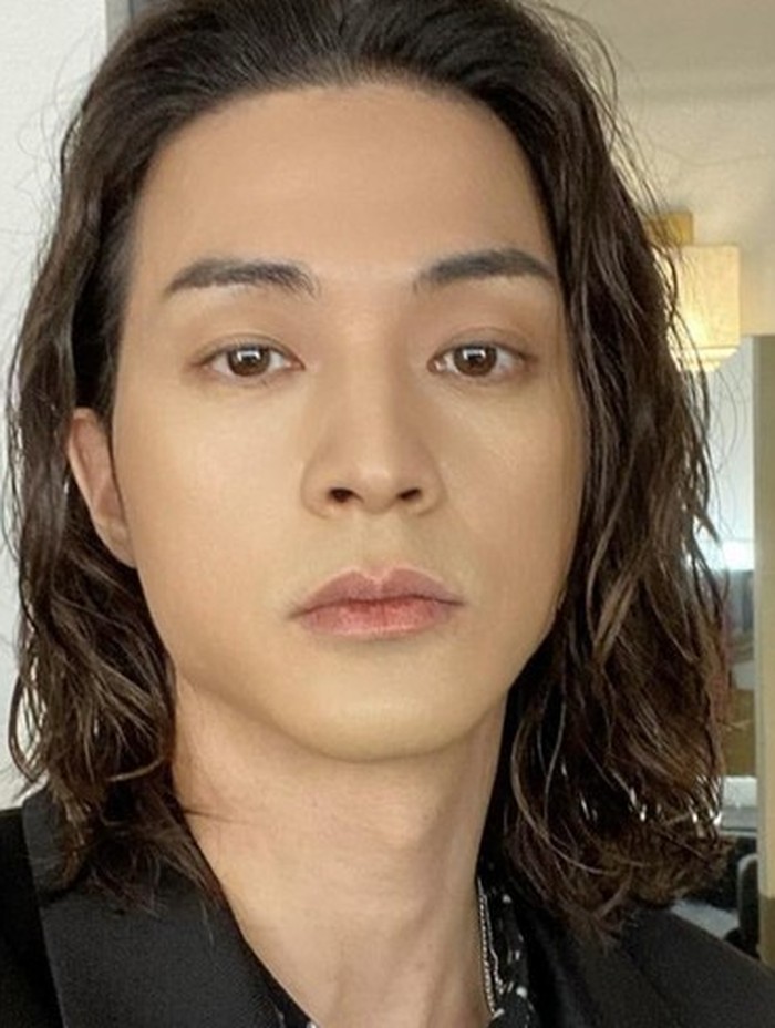 Dikenal sebagai aktor, Kim Ji Hoon ternyata mengawali kariernya di dunia hiburan sebagai trainee idol K-Pop di SM Entertainment, lho./ foto instagram.com/jiraishin99