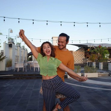 Widi Mulia Hamil Anak ke-4, Dwi Sasono: Terima Kasih dan Berbahagialah Ibu