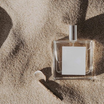img-title Rekomendasi Parfum Lokal untuk Cewek Kue, Cewek Mamba, Cewek Bumi