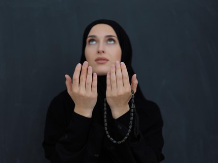 Amalan yang Bisa Bunda Lakukan Jika Menstruasi di Idul Adha, Boleh ke Tempat Salat Id?