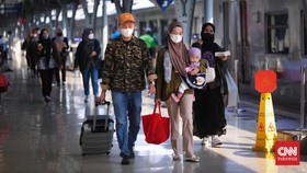 Penumpang KAI Dewasa Belum Booster Wajib PCR Mulai Hari Ini