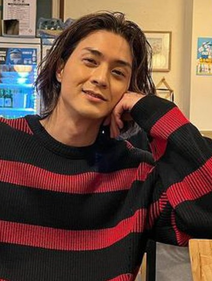 Kim Ji Hoon lahir pada 9 Mei 1981 di Seoul, Korea. Di tahun 2022 ini, sang aktor berusia 41 tahun./ foto instagram.com/jiraishin99