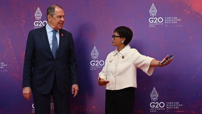 Menlu RI Ungkap 18 Negara Antre Ketemu Jokowi di KTT G20