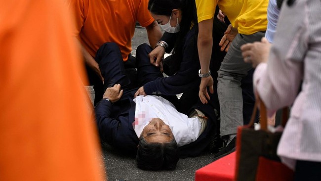 Belakangan terkuak jika pelaku pembunuh Shinzo Abe, Tetsuya Yamagami, tidak memiliki dendam politik kepada eks PM Jepang itu. Lantas apa motif pembunuhannya?