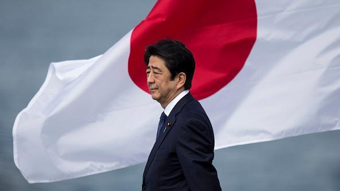 Breaking: Eks PM Jepang Shinzo Abe Ditembak Saat Pidato, Dilaporkan Mengalami Henti Jantung