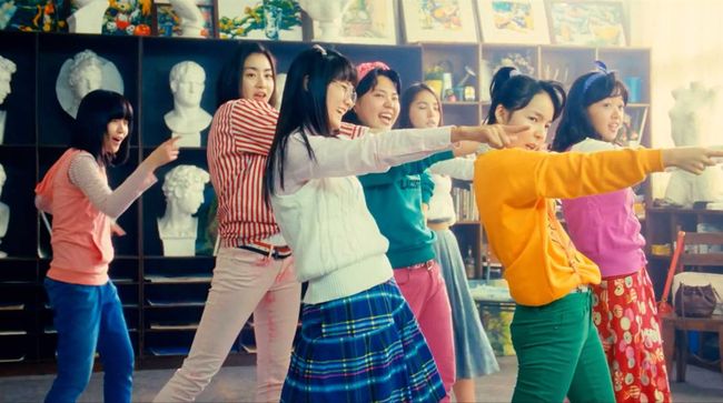 Para bintang Sunny akan reuni dalam variety show terbaru yang tayang 14 tahun setelah perilisan film tersebut.
