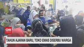 VIDEO: Tahun Ajaran Baru, Toko Emas Diserbu Warga