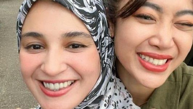 Widy Vierratale dan Shireen Sungkar