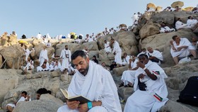 Apa Itu Wukuf di Arafah, Hukum, dan Waktu Pelaksanaannya