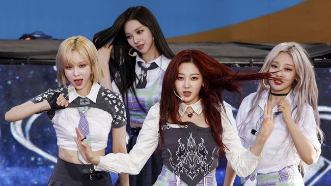 Pihak promotor merilis daftar harga tiket dan visual peta konser aespa yang akan digelar di ICE BSD Tangerang pada 24 Juni mendatang.