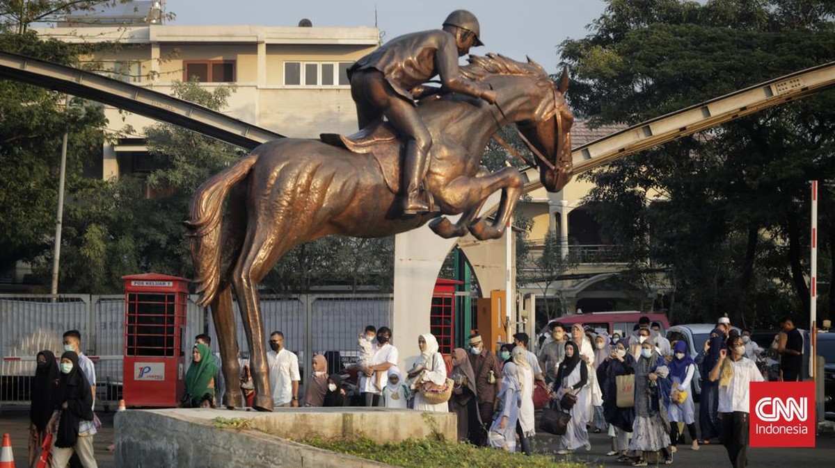 FOTO: Salat Iduladha Jemaah Muhammadiyah di Jakarta Equestrian Park