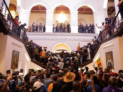 Biang Kerok Sri Lanka Bangkrut, Chaos hingga Presidennya Mau Mundur