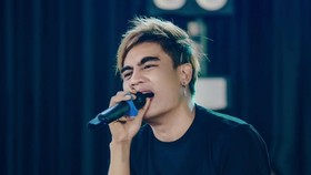 Charly Van Houten Selamat dari Kecelakaan: Terima Kasih Ya Allah